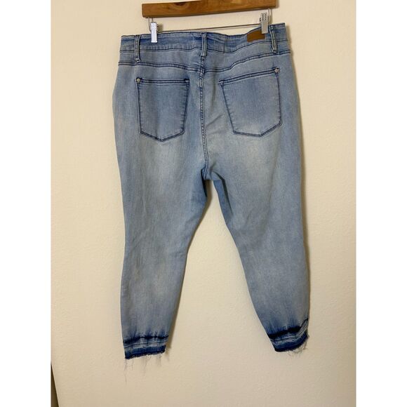 Judy Blue Skinny Fit Released Hem Jeans Size‎ 20 Womens - Picture 2 of 10